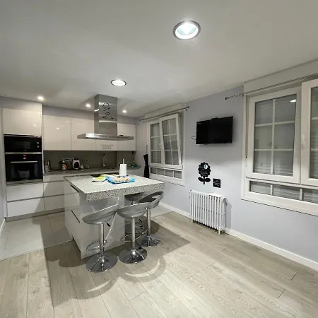 La Rosa Azul Rooms-grupo Rosa Azul Alloggio in famiglia Ponferrada