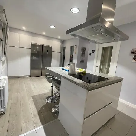 La Rosa Azul Rooms-grupo Rosa Azul Accommodatie bij particulieren Ponferrada