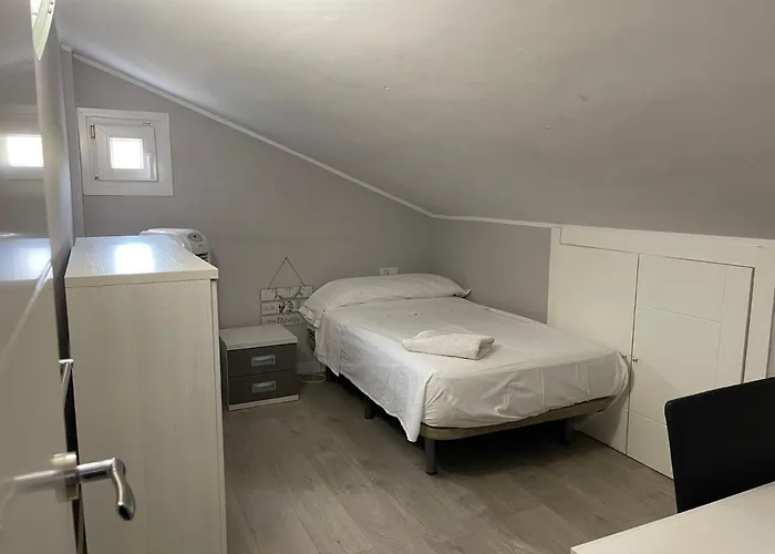 La Rosa Azul Rooms-grupo Rosa Azul * Ponferrada