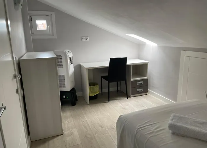 La Rosa Azul Rooms-grupo Rosa Azul Ponferrada